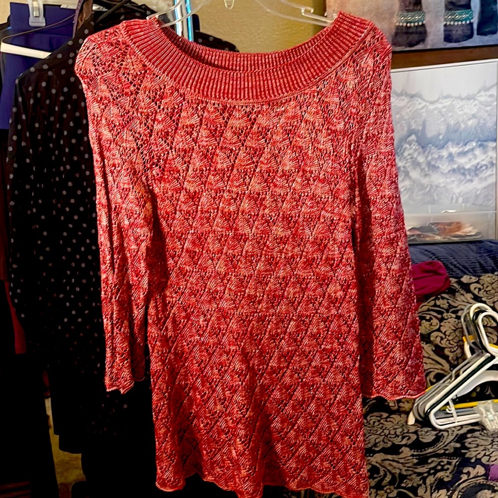 Red, small, sweater in excellent condition, tunic length